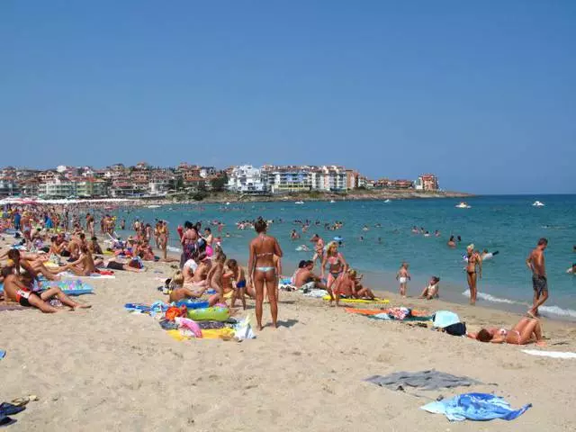 Sozopol: un lugar ideal para unas vacaciones relajantes. 22907_2