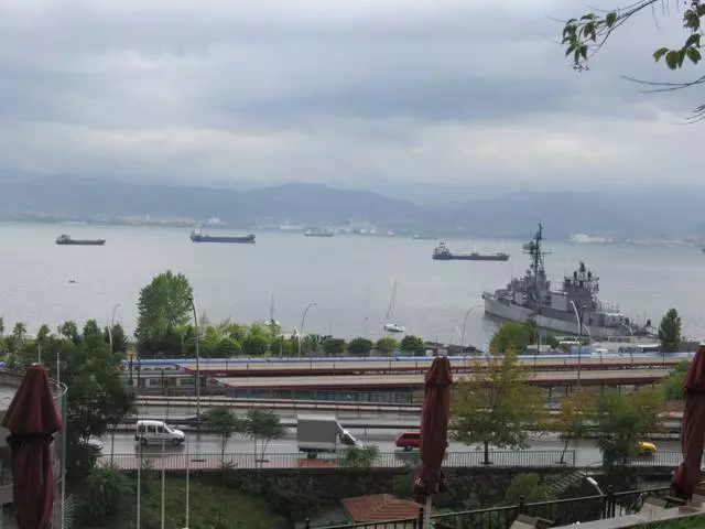 Implik: Pelabuhan port yang tidak biasa di Laut Marmara.