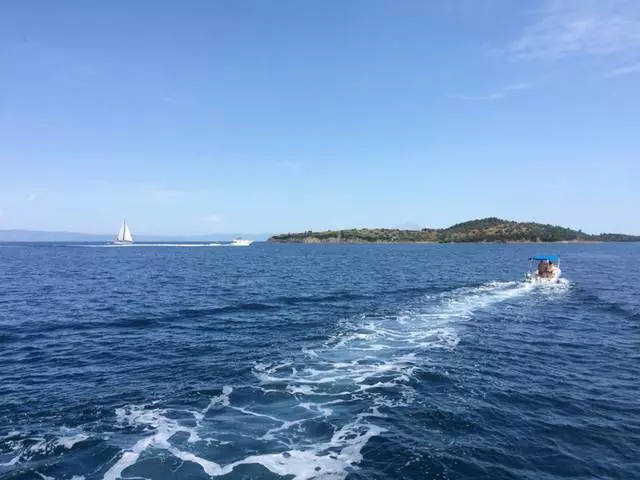 Με όλη την οικογένεια στο θαλάσσιο ταξίδι από το Χαλκιδικόφ 23037_2