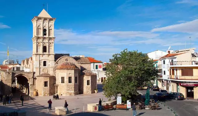 Πρωταράς - όχι Σότσι, αλλά ακόμα δεν είναι η Ευρώπη