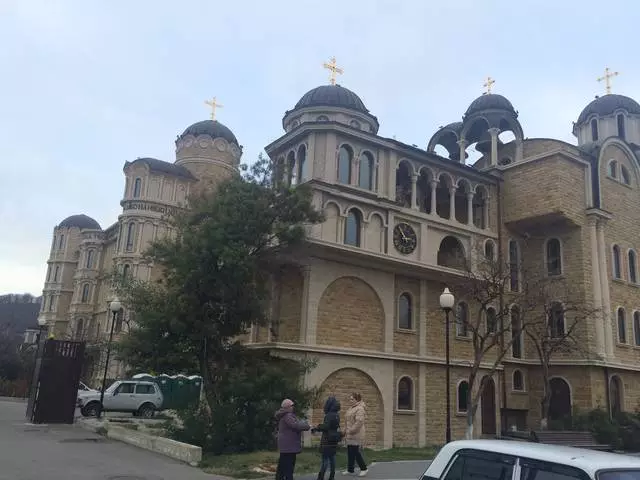 Ausflug zum Olympischen Park und dem Tempel des unabhängigen Bildes Christi The Retter in Sotschi / Bewertungen von Exkursion und Sehenswürdigkeiten von Sotschi