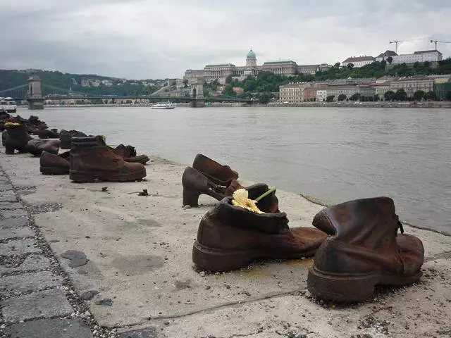 Zapatos en Tamana - Memory of the Holocaust / Revisiones de la excursión y los lugares de interés Budapest 23762_3