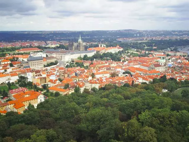 DIKIVINER FRRSHINSKY Hill / Ongororo yeCreatursion uye kuona Prague