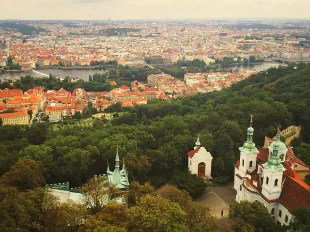 Dikovina Petrshinsky Hill / comentários de excursão e vistas Praga 23974_5