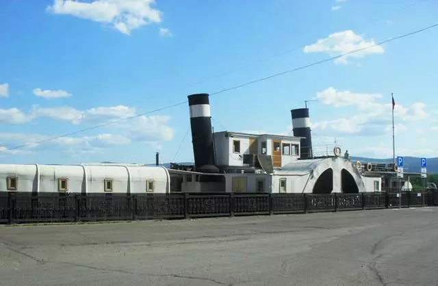 Steamer Museum "Saint Nikolai" / Resinsjes oer ekskurzjes en attraksjes fan Krasnoyarsk