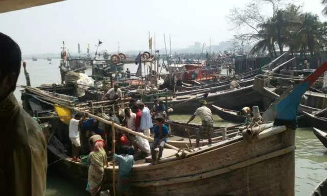 Pasar Ikan Eksotis dan Buddha Besar 24367_3