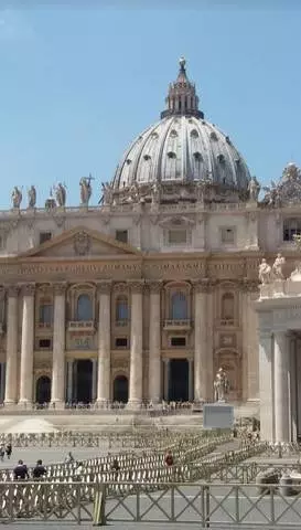 Katedral St Pyè a, kòm kote prensipal la vizite lavil Wòm / revize nan levasyon ak aklè nan lavil Wòm