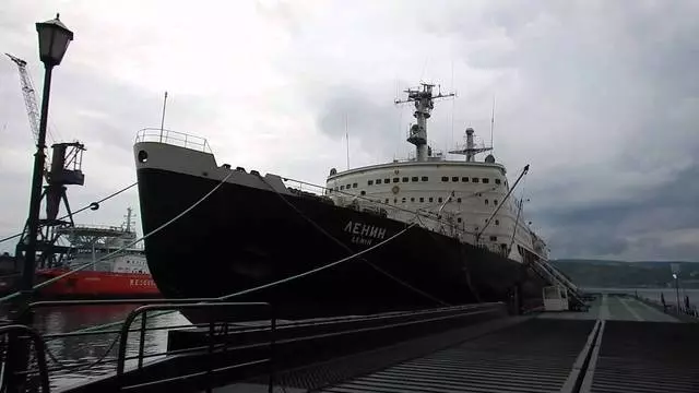 Легендарний атомний криголам "Ленін" / Відгуки про екскурсії і пам'ятки Мурманська