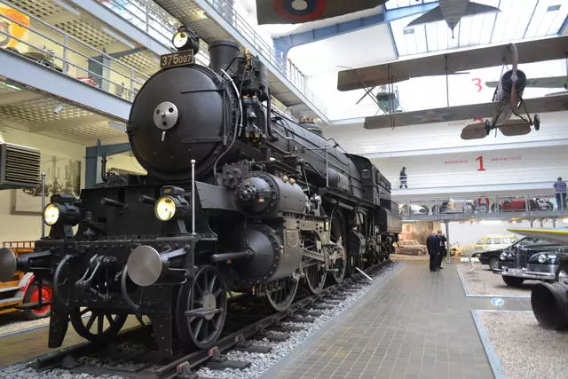 National Technical Museum - Ett av de bästa museerna Prag / omdömen av turer och sevärdheter i Prag 24780_3