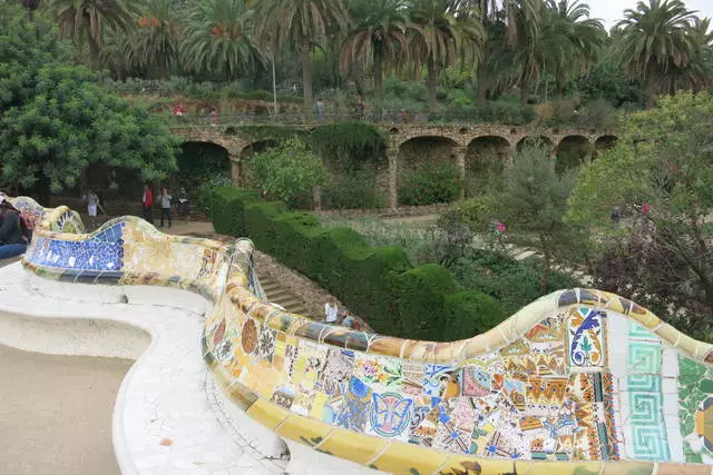 Qəşəng park guell! / Barselona ekskursiya və görməli yerlərin rəyləri 24807_2