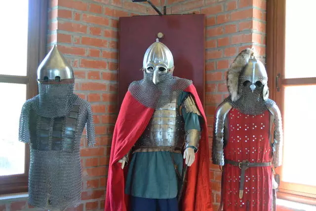 Nizhny Novgorod Kremlin és una fortalesa medieval al cor de la ciutat. / Brases d'excursions i llocs d'interès de Nizhny Novgorod 24869_3