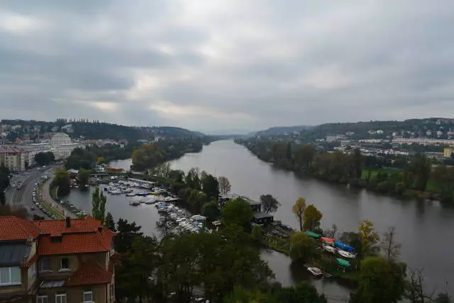 Vysehrad - პრაღის შუა საუკუნეების გულში / პრაღის ტურებისა და ღირშესანიშნაობების მიმოხილვა 24952_4