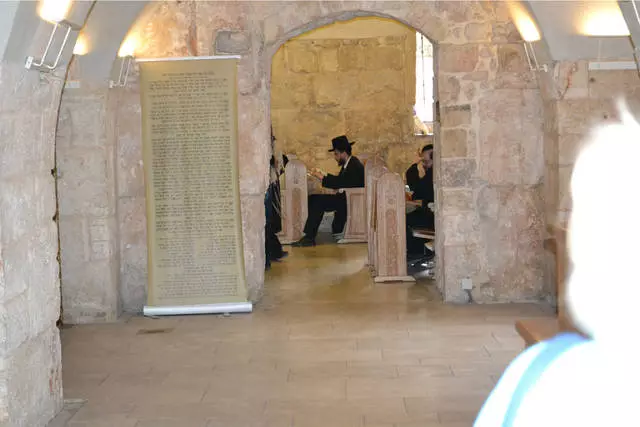 Núi Sion, Turny Bí ẩn Thời gian / Đánh giá về Chuyến tham quan và Điểm tham quan của Jerusalem 25040_2