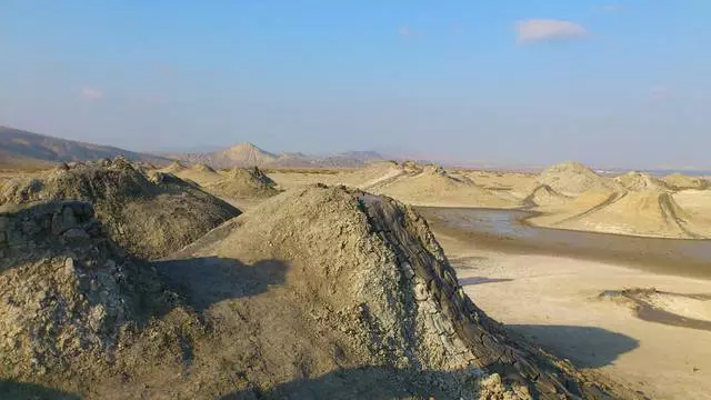 Gobustan Reserve: Salama avy amin'ny lasa / hevitra momba ny fitsangatsanganana sy ny fijerena baku 25189_3