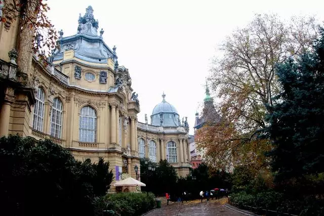 Budapeşte gezi turu. Gezi ve manzaraların değerlendirmeleri Budapeşte