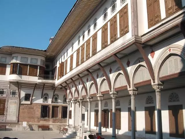 Topkapi naHarem / Ongorora nezve rukudzo uye kuona kweIstanbul 25325_11