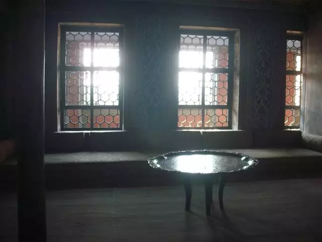 Topkapi naHarem / Ongorora nezve rukudzo uye kuona kweIstanbul 25325_9