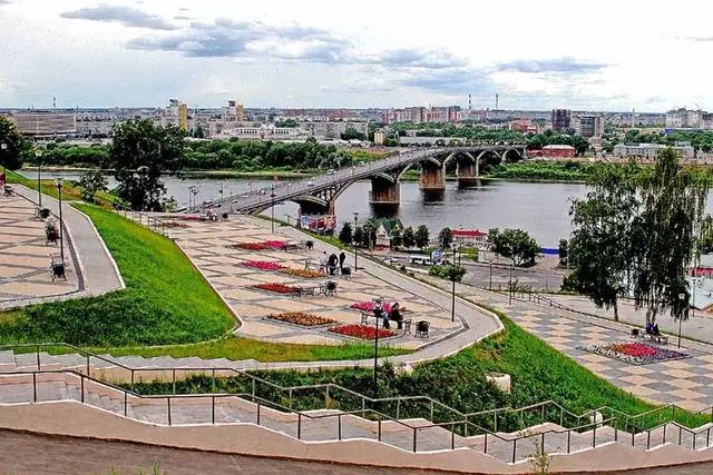 Fedorovsky Tankment - L'endroit le plus romantique de Nizhny Novgorod / Avis sur des excursions et des attractions de Nizhny Novgorod