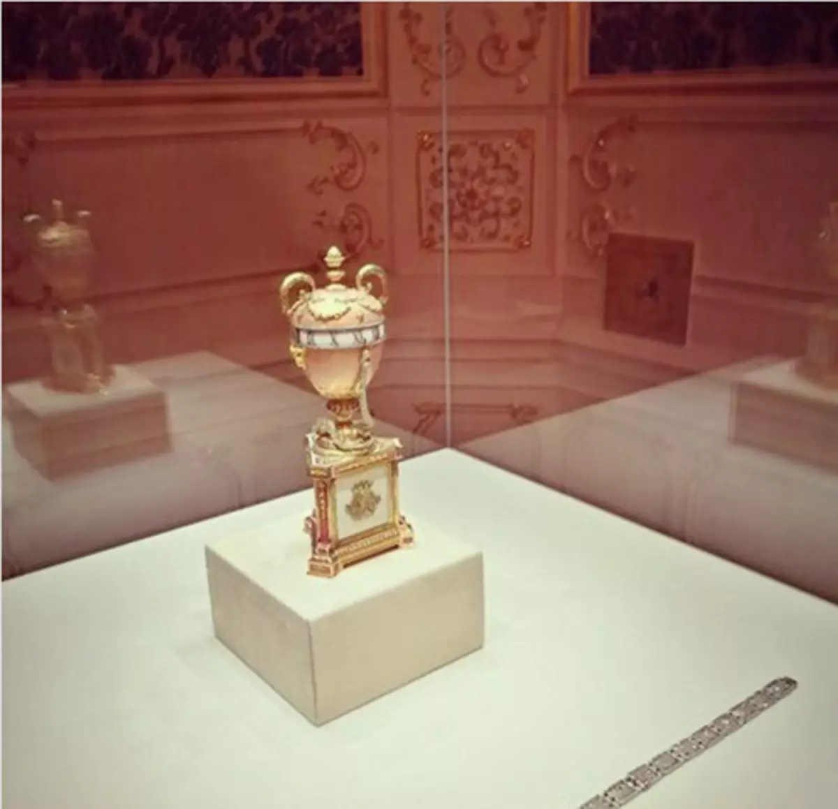 Muzeu Faberge në Shën Petersburg. / Shqyrtime të ekskursionit dhe pamjeve të Shën Petersburg 25459_4