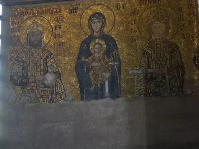 Ayia Sofia tai St. Sophian katedraali. Retki Ortodox-muslimin pyhäkköön / arvosteluja Istanbulin retkistä ja nähtävyyksistä 25481_29