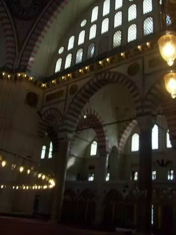 Masjid kesunyian yang sedikit diketahui / ulasan mengenai lawatan dan pemandangan Istanbul 25492_13