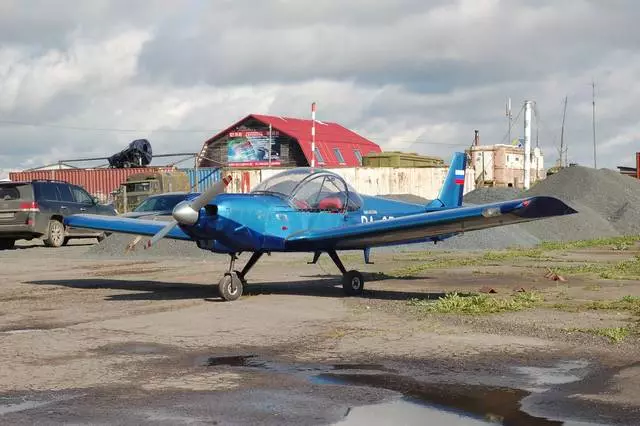 Seltso Volosovsky地区空军航空飞机飞机的航班/关于ST. Petersburg的游览和景点 25710_3