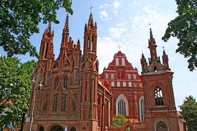 Notre Annushka - Église catholique de Saint-Anna / critiques des excursions et des sites touristiques de Vilnius 25727_2