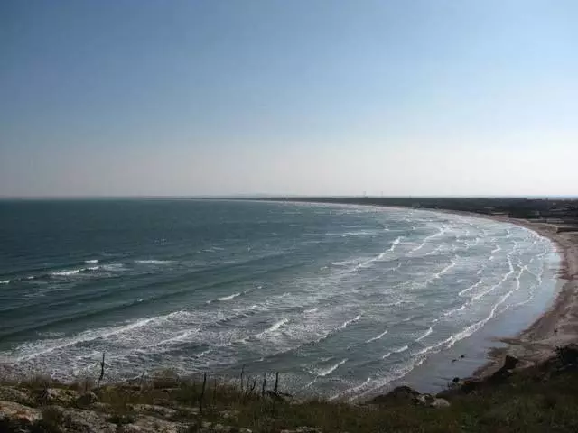 Os seis meses em Schelkino e mega adrenalina surf nas ondas da costa 25994_7