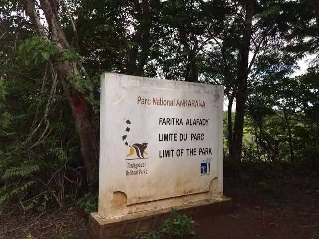 Asteroko bidaia haurtzaroko amets batean: Madagascar Nosybe, Ankaraana, AnkaraNa, Diégo Suarez eta Antananarivo 26095_27