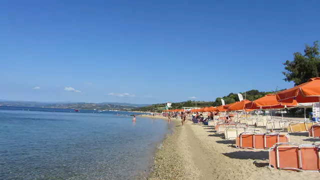 Troch de hillige plakken fan 'e athos Halkdiki skiereilân, it resort fan Uranopolis 26230_2