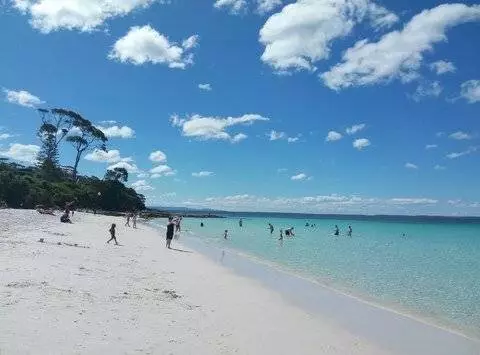 Ang pinakamaliwanag na paglalakbay sa ibang mundo, iba pang sibilisasyon, sa lungsod, mula sa kung saan maaari kang pumunta sa isang malaking coral reef at lumangoy sa higanteng pagong, hindi kapani-paniwala na bayan ng Cairns 26273_8