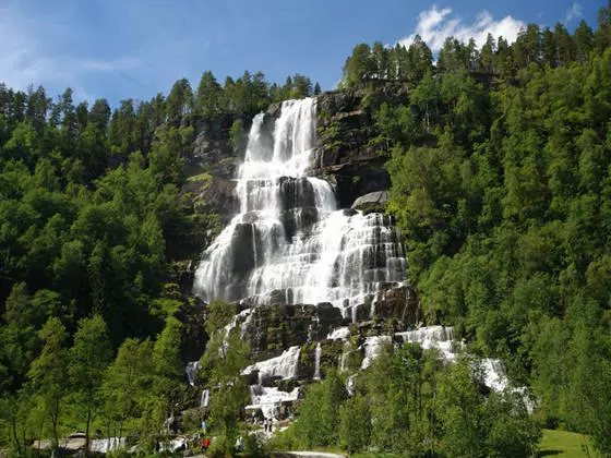 Najbolj ekstremna, večina adrenalina in najdražja pot do Darwina 26297_11