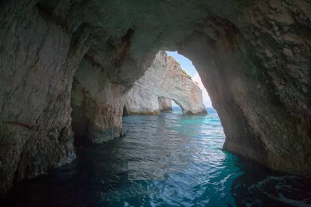 Onde é melhor relaxar em Zakynthos fora do quadro de rotas turísticas 2652_2