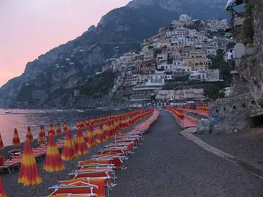 Positano - Stad, gehéiert romantesch 26670_2