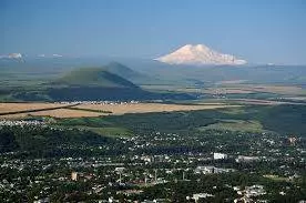 Pyatigorsk - Fóillíocht, Sláinte, Turais. Gach Super!