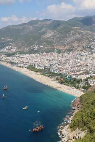 O la tatou malaga atu i Alanya Kalesi. Aoga aoga ma lagona. 28217_2