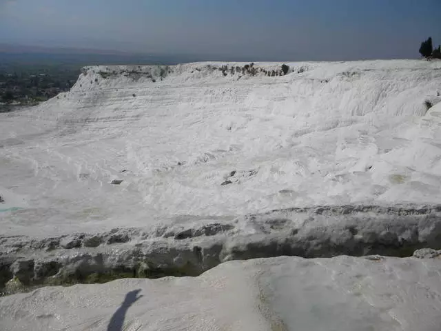 Pamukkale - ການອັດສະຈັນຂອງທໍາມະຊາດຂອງແສງສະຫວ່າງ 2845_4