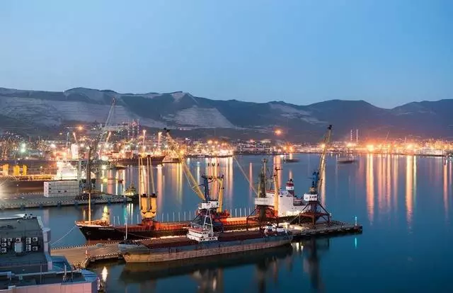 Novorossiysk میں باقی کی خصوصیات 29065_2