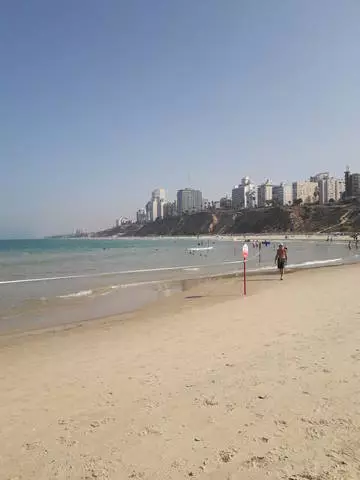 Beach se odihnește în Netanya 29304_3