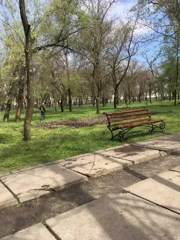 Heat and Green Island: Kherson Spring