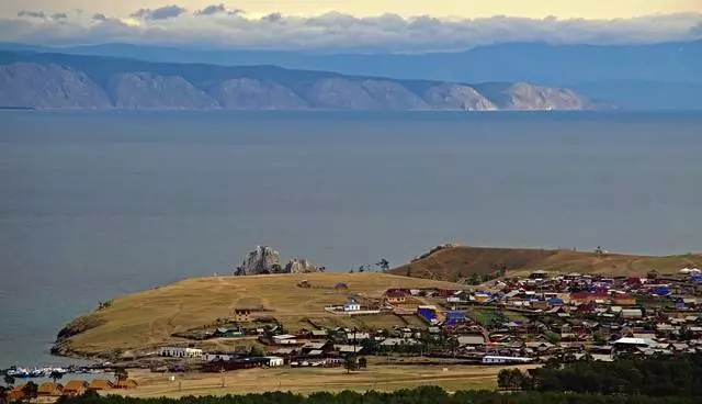 Olkhon Island: Paano makarating doon, kung saan manatili at kung ano ang makikita? 29780_3