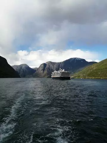 Lopp - lugn och enhet med naturen