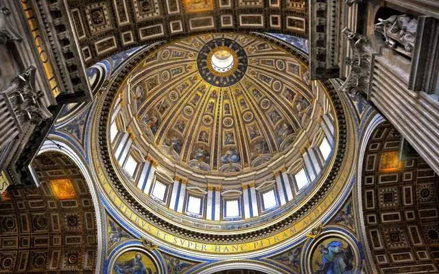 Pyhän Pietarin katedraali Vatikaanissa: Michelangelo Dome, Berninin veistokset, Saint Peterin hauta 29918_3