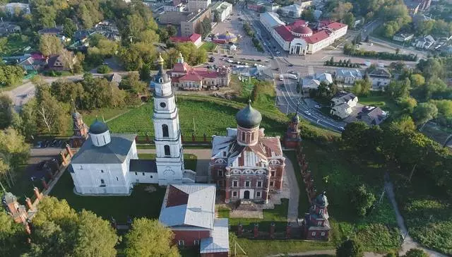 Sights of Volokolamsk ແລະສະພາບແວດລ້ອມອ້ອມຂ້າງ