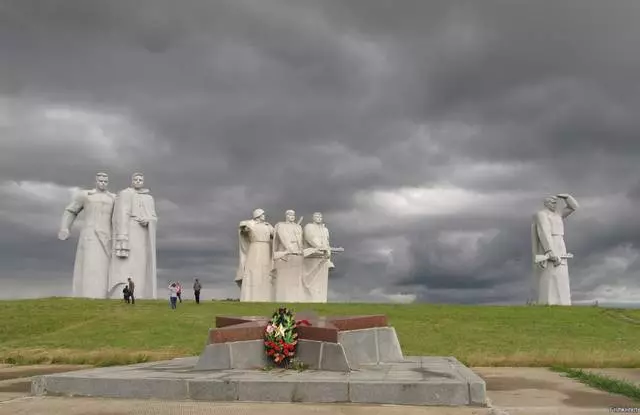 Bezienswaardigheden van Volokolamsk en zijn omgeving 30111_2