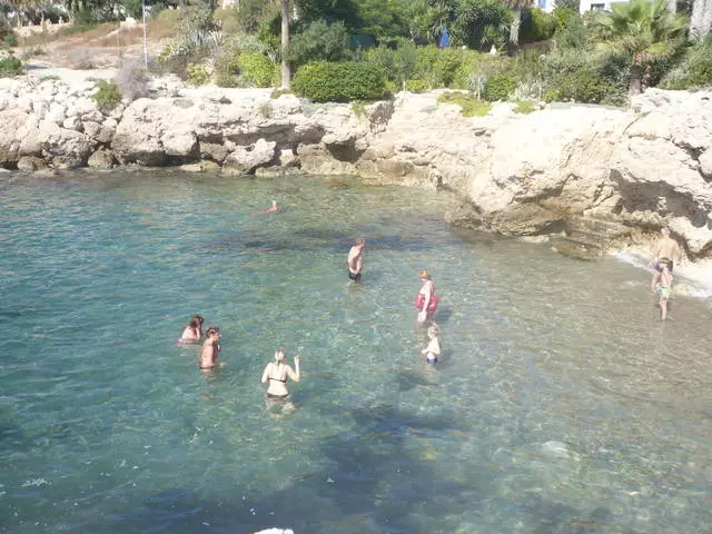 Paphos - pagbiyahe sa tingdagdag sa isla sa alamat.