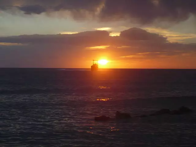 Paphos - Leeto la hoetla ho ea sehlekehlekeng sa tšōmo. 30825_2