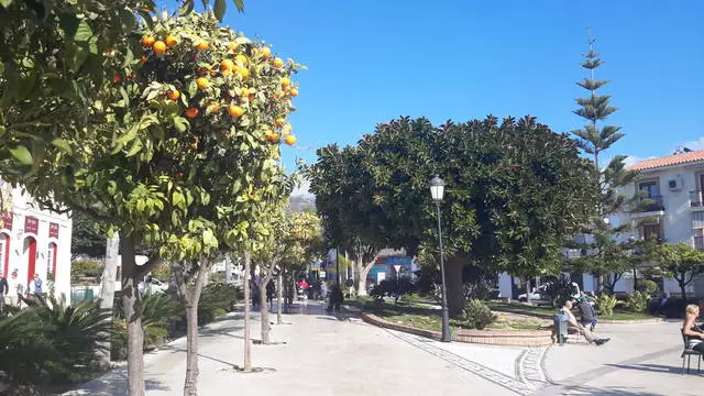 Nerja: baltas grožis ant jūros fono 30837_2