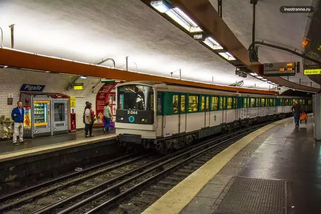 Metro di Paris.