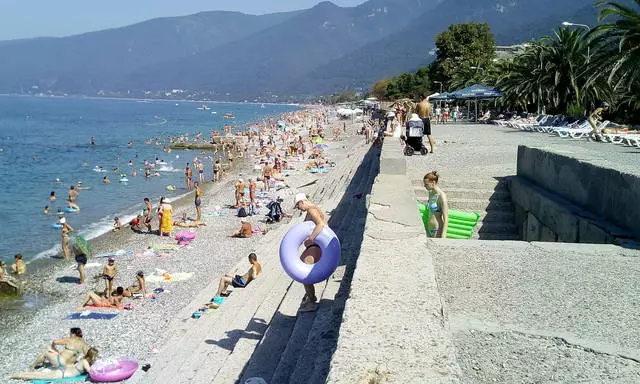 Pantai terbaik Abkhazia 31085_1